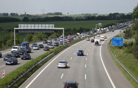 Controverse in Germania: un studiu arată ca noile motoare diesel emit la fel de mult dioxid de carbon ca cele pe benzina