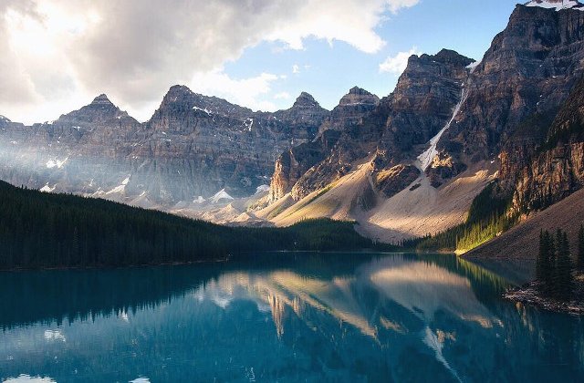 10 fotografii care infatiseaza natura intr-o alta lumina decat cea cu care suntem obisnuiti