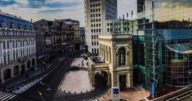  Top  Bucuresti, un oras al contrastelor. 10 fotografii care surprind esenta capitalei noastre