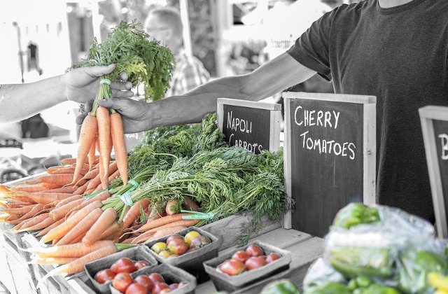 Motivul pentru care o vanzatoare a fost reclamata la OPC