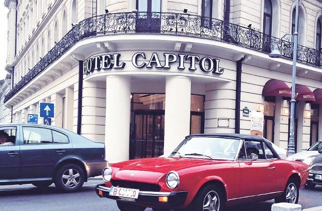 Masini cu personalitate din Bucuresti. 10 fotografii care iti vor insufla un aer istoric