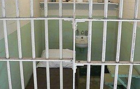  Top  Angajatii din penitenciare ies in strada