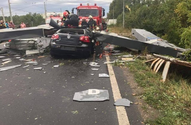 Consilierul primarului Robu a gasit vinovatul pentru prabusirea portii de la intrarea in Timisoara