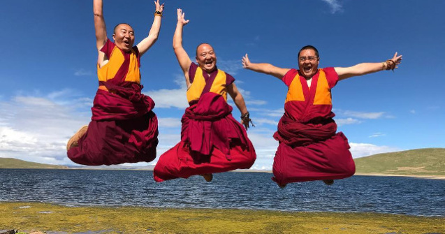  Top  10 imagini fascinante care surprind viata unui calugar din Tibet