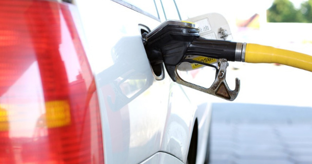 Efectele sanctiunilor internationale: benzina a ajuns la 7 dolari litrul in Coreea de Nord