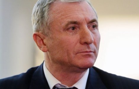 Augustin Lazar nu a incalcat Codul deontologic cand a facut declaratii pe marginea OUG13 - Surse