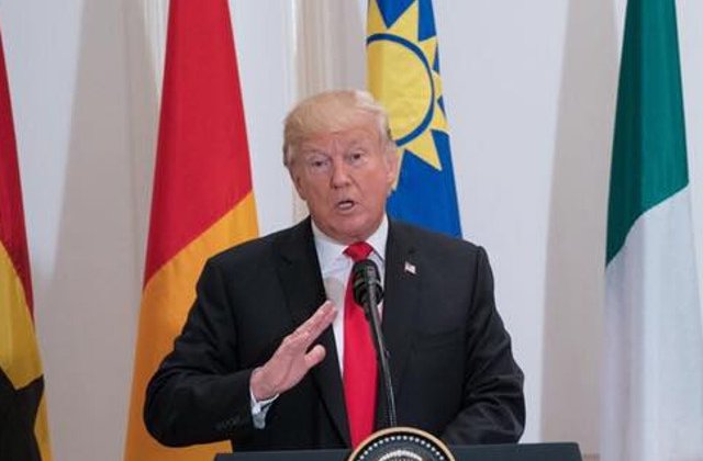 SUA incepe constructia celor opt prototipuri ale zidului lui Trump de la frontiera cu Mexic