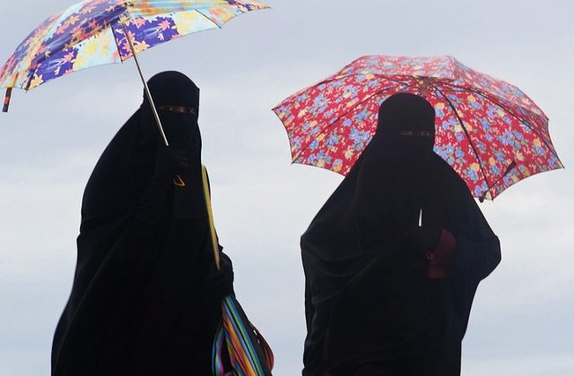 Decizie istorica: Femeile din Arabia Saudita pot avea permis de conducere