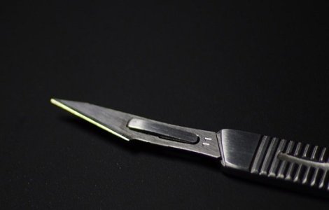 Cinci persoane, injunghiate in Sheffield