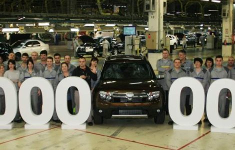 Dacia numara 4.000. 000 vehicule fabricate la Mioveni