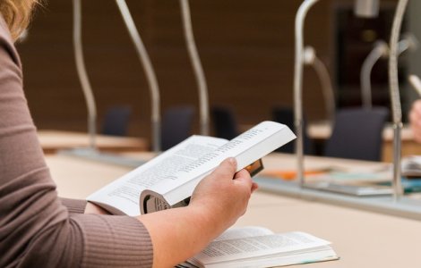 S-a lansat primul ghid din Romania pentru parintii elevilor aflati in anii de examen