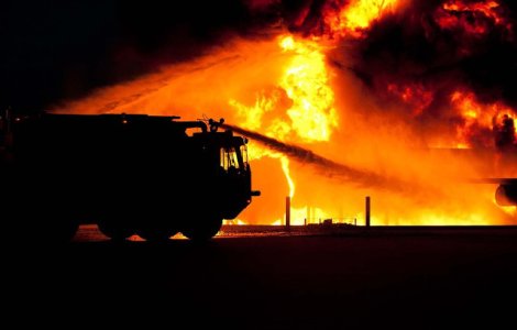  Foto   Video  Groapa de gunoi a Clujului arde de peste 12 ore