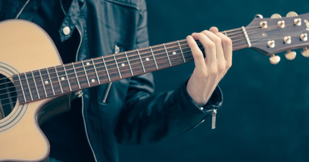  Top  10 filme despre vietile unor vedete rock pe care merita sa le vezi