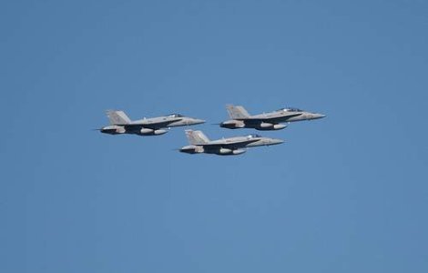 Un avion de vanatoare american s-a prabusit in Libia