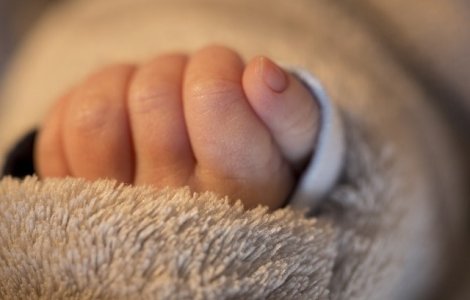 Focsani: Un tata si-a batut bebelusul de 3 luni pana l-a bagat in spital