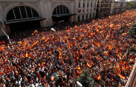 Peste 950.000 de persoane la manifestatia de la Barcelona pentru unitatea Spaniei
