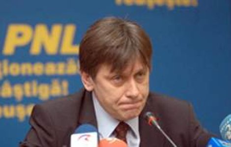 Crin Antonescu: ‘Liberalii pot obtine 25% din mandate’