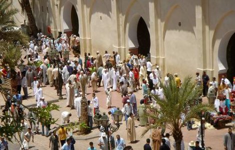  Top  De ce se roaga musulmanii de 5 ori pe zi?