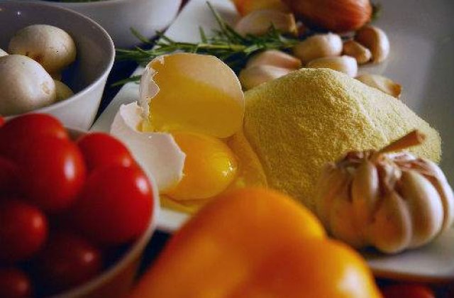 TVA de 5% la alimentele de baza: Senatul zice DA, Basescu zice BA