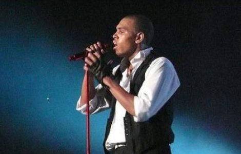  Video  Chris Brown a facut o criza de nervi