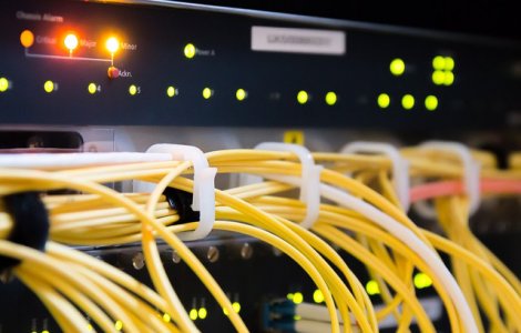 Coreea de Sud a dezvoltat o bomba care poate distruge reteaua electrica din Coreea de Nord