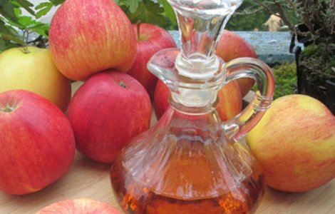  Top  10 beneficii ale otetului de mere care te vor face sa-l folosesti mai des