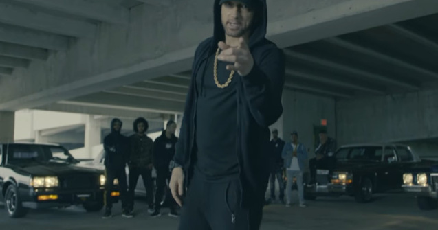  Video  Eminem, atac virulent la adresa lui Donald Trump: Un kamikaze care va crea un holocaust nuclear