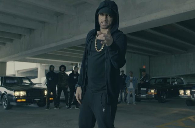 [Video] Eminem, atac virulent la adresa lui Donald Trump: Un kamikaze care va crea un holocaust nuclear