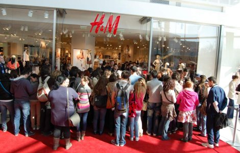  Top  H&M face fashion victime in Bucuresti