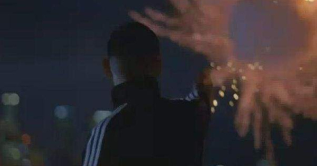 Ce vedete au participat la all adidas party?