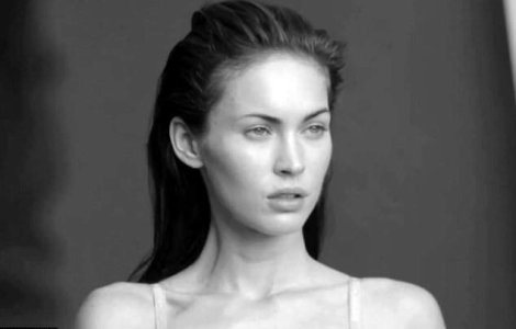  Video  Megan Fox, frumoasa si nemachiata