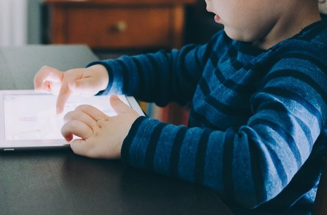 Copiii nu vor mai avea voie sa isi faca un cont de Facebook fara acordul parintilor