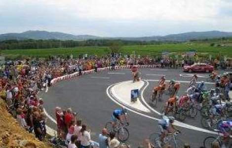  Top  9 evenimente/destinatii sportive pe care nu trebuie sa le ratezi!