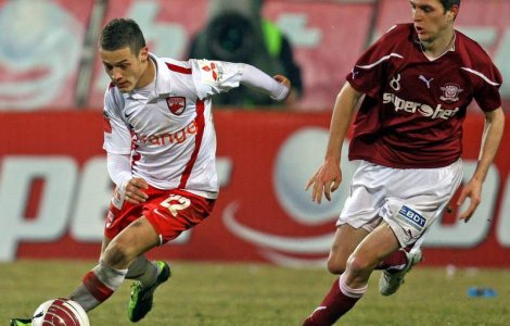 "You&#39;re talking to me?" Varianta Torje: "Ne luati la misto?"