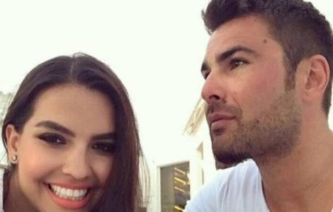 Adrian Mutu si-a botezat fiul de sase luni si s-a casatorit religios cu Sandra Bachici