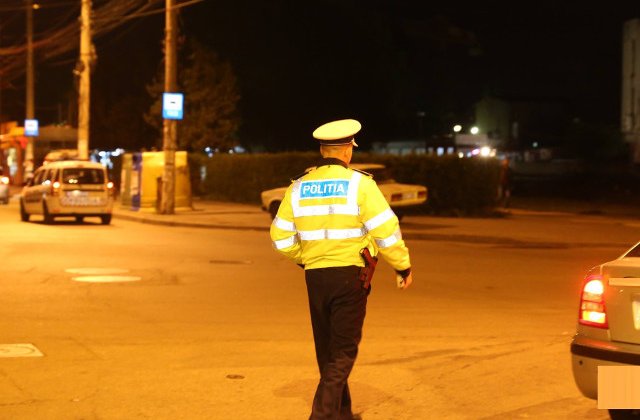 Doua fetite de 4 si 14 ani au fost spulberate pe trecerea de pietoni