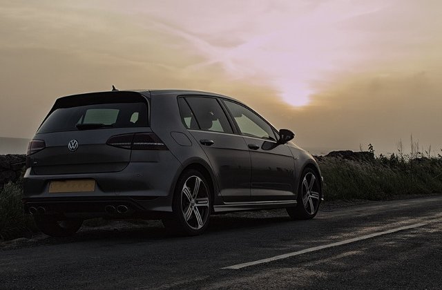 Inmatricularile de autoturisme noi in UE au scazut cu 2%