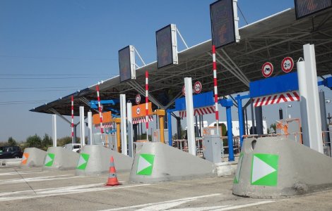 Franta mentine controale la frontiera pana pe 30 aprilie 2018 din cauza amenintarii teroriste