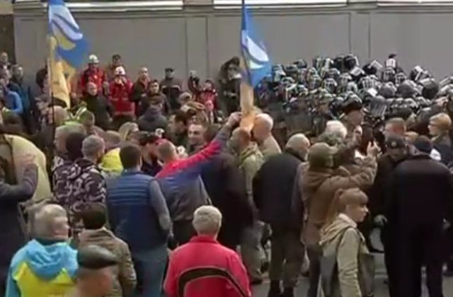 Piata Independentei din Kiev, ocupata de protestatari