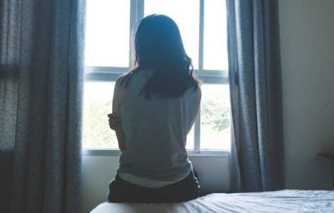 Vaslui: Adolescenta care a reclamat la politie ca a fost violata si batuta cu biciul de tatal sau, data in grija bunicii materne