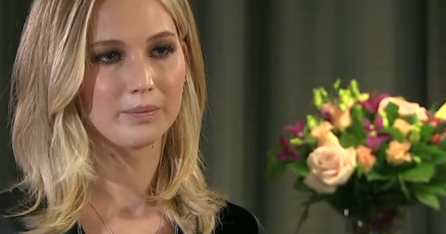 Jennifer Lawrence marturiseste ca a fost fortata de producatori de film sa se dezbrace