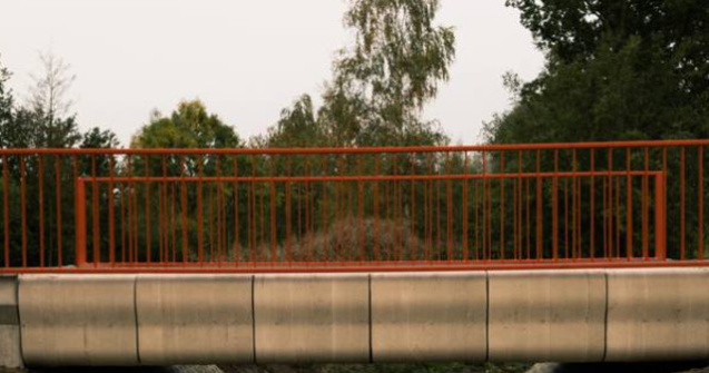 Olanda a inaugurat primul pod realizat de o imprimanta 3D