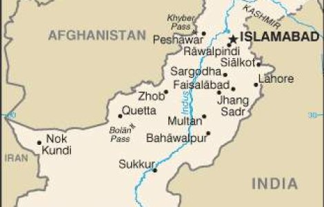 Trei agenti de paza decapitati de militantii din Pakistan