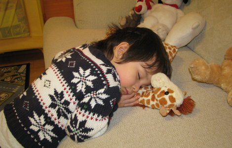 Medicii, uimiti de cazul unui baiat de sapte ani care a dormit 11 zile