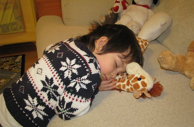 Medicii, uimiti de cazul unui baiat de sapte ani care a dormit 11 zile