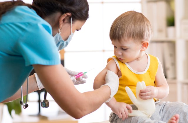 Legea vaccinarii obligatorii a fost adoptata de plenul Senatului