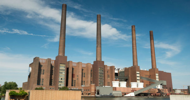 Suspiciuni de cartel: Comisia Europeana continua controalele la Daimler si Volkswagen