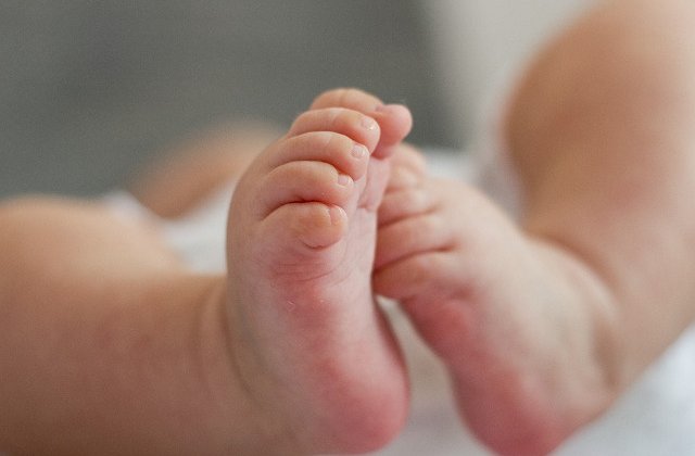 Un bebelus a murit intr-un spital din Timisoara. Medicii i-au dat tratament de raceala