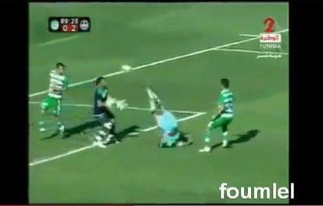 Cade-n cap si da si gol