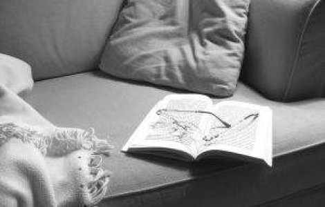  Top  De ce si ce mai citesc romanii?